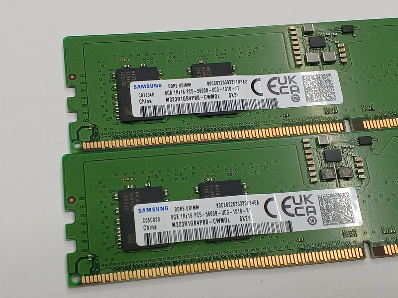 SAMUNG Ordinateur de bureau DDR5 8 Go, paquet de 2 M323R1GB4PB0-CWM0L