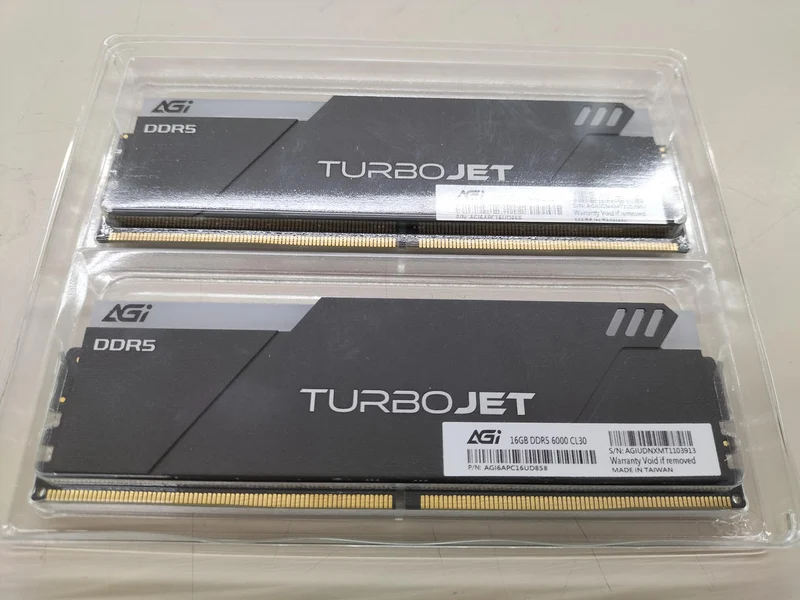Mémoire PC AGI DDR5-6000 16 Go × 2 cartes