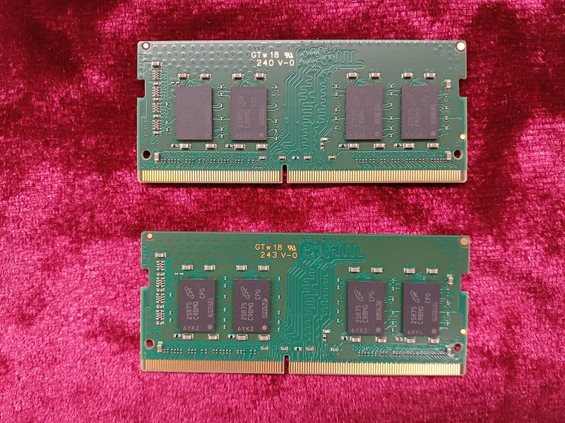 Mémoire Crucial : 8 Go x2 CT8G4SFS832A