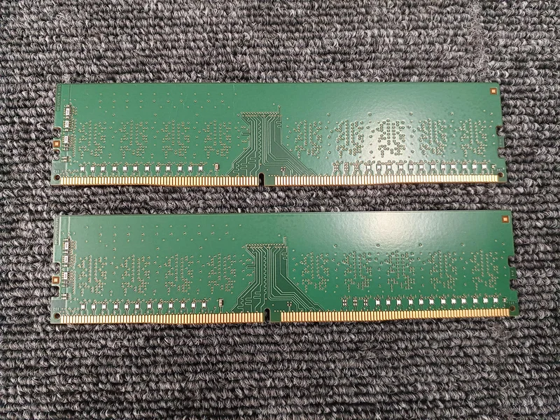 Mémoire SK HYNIX : PC4-2133P 4 Go × 2