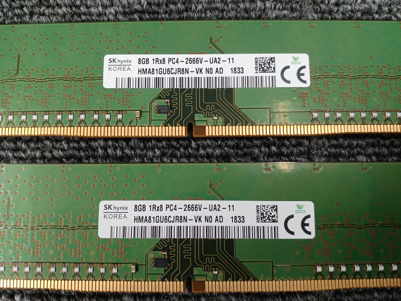 Mémoire SK HYNIX : PC4-2666V 8 Go × 2