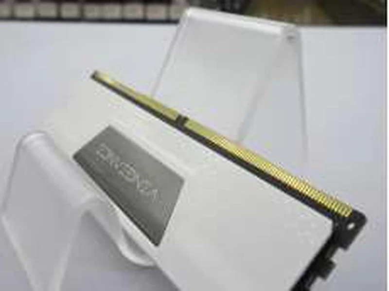 Mémoire PC CORSAIR CMK64GX5M2B5200C40W