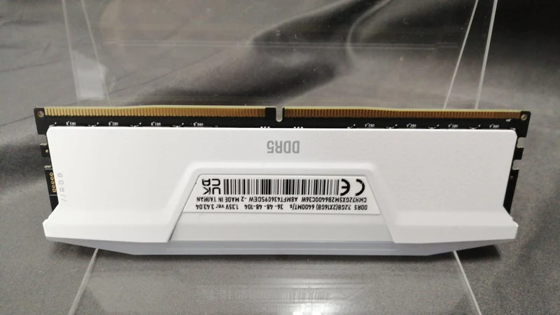 Mémoire CORSAIR DDR5 CMH32GX5M2B<400C36W