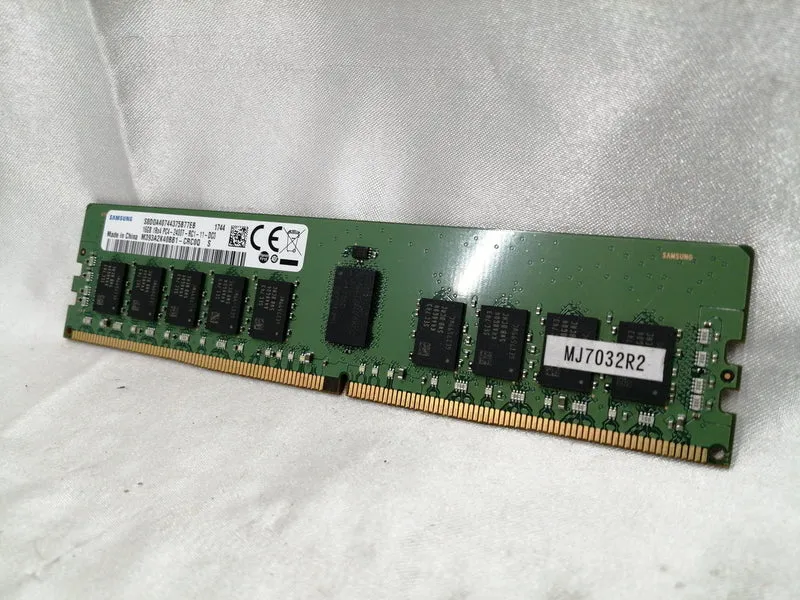 Mémoire SAMSUNG M393A2K40BB1-CRC0Q