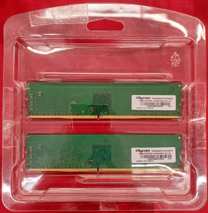 Lot de 2 barrettes de mémoire CRUCIAL DDR4 pour PC CT8GDFS832A