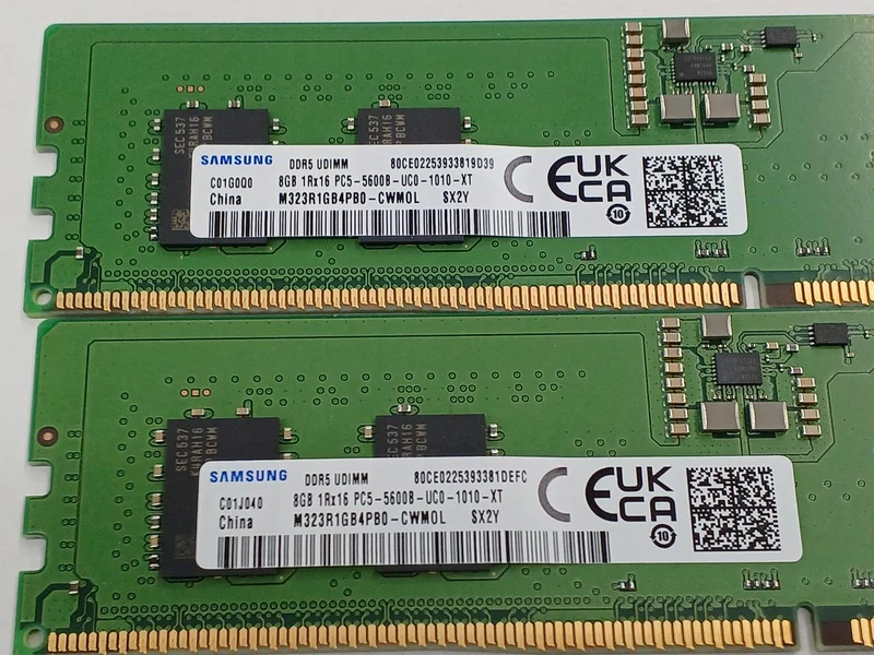 Mémoire vive DDR5 8 Go pour ordinateur de bureau SAMSUNG (2 puces) M323R1GB4PB0-CWM0L