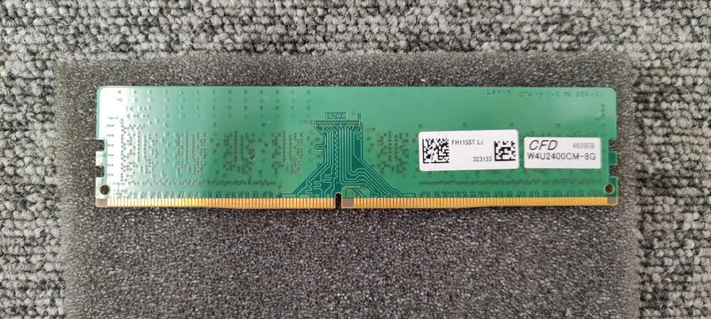 Mémoire CRUCIAL DDR4 W4U2400CM-8G