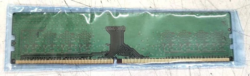Mémoire PC SAMSUNG M378A1K43CB2-CTD
