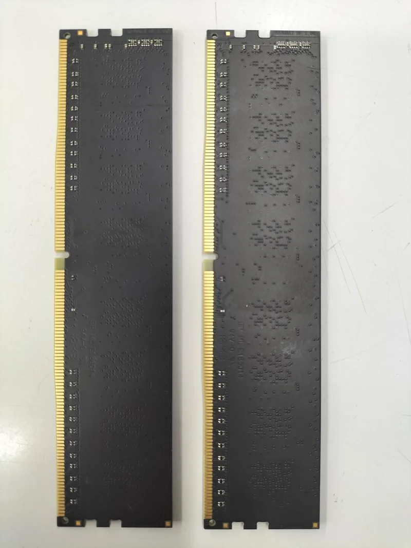 Mémoire ADATA : 8 Go x2 AQ2P24HCBT1-BTUS