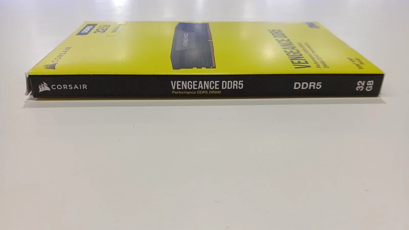 CORSAIR DDR5 16 Go × 2 CMK32GX5M2E6000C36