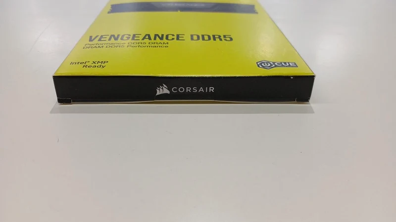 CORSAIR DDR5 16 Go × 2 CMK32GX5M2E6000C36