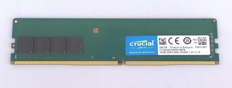 Mémoire vive CRUCIAL pour PC de bureau : DDR4 16 Go