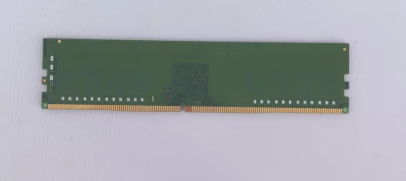 Mémoire KINGSTON DDR4 19200 8 Go (2 puces)