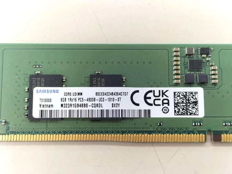 Mémoire SAMSUNG DDR5 8 Go M323R1GB4BB0-CQKOL