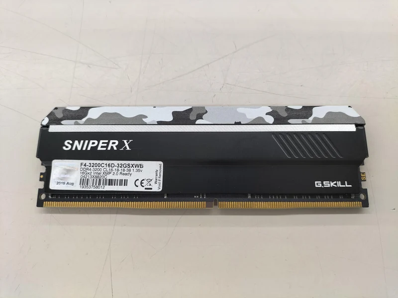 Mémoire G.SKILL DDR4 16 Go F4-3200C16D-32GSXWB