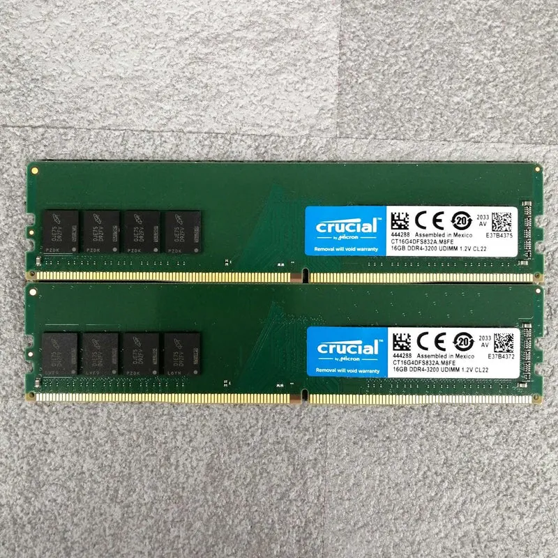 Mémoire PC CRUCIAL CT16G4DFS832A. M8FE