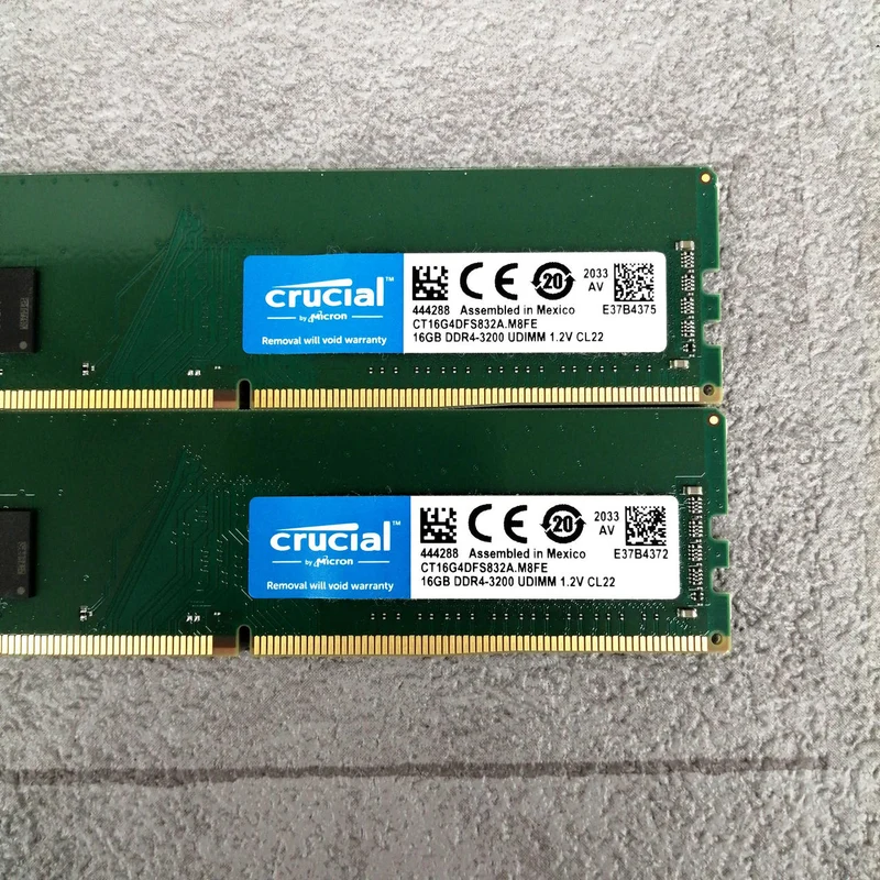 Mémoire PC CRUCIAL CT16G4DFS832A. M8FE
