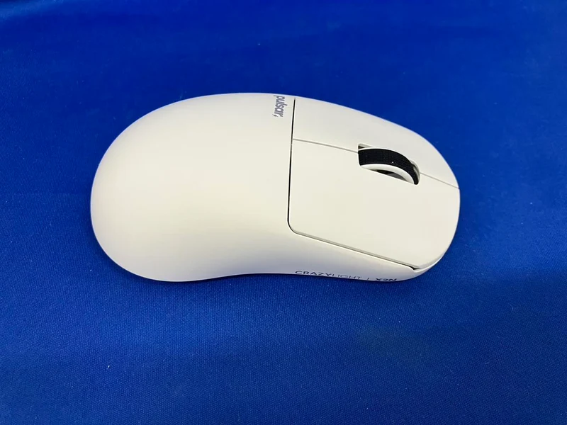 Souris de jeu PULSAR X2N CRAZYLIGHT MEDIUM