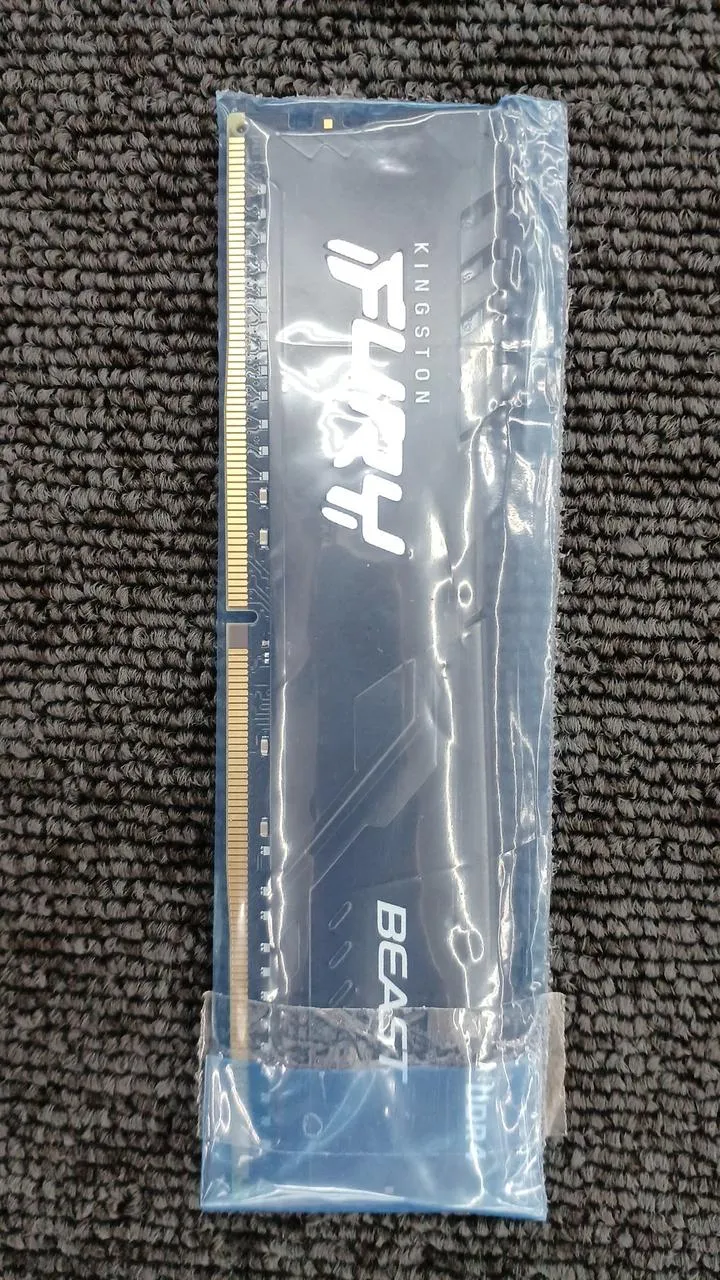 Mémoire de bureau KINGSTON DDR4 KF426C16BB1/16