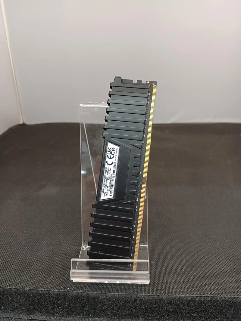 [DÉFECTUEUX] CORSAIR [Erreur DRAM] Mémoire DDR4 16 Go CMK32GX4M2E3200C16
