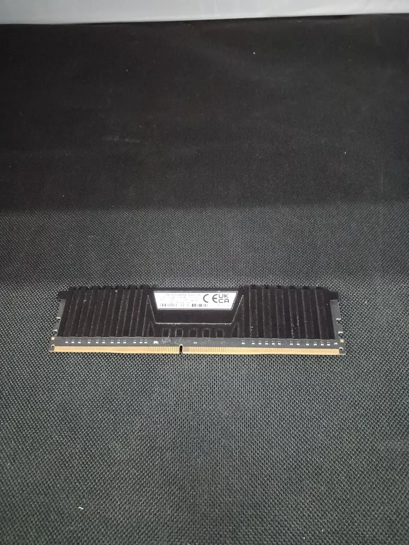 [DÉFECTUEUX] CORSAIR [Erreur DRAM] Mémoire DDR4 16 Go CMK32GX4M2E3200C16
