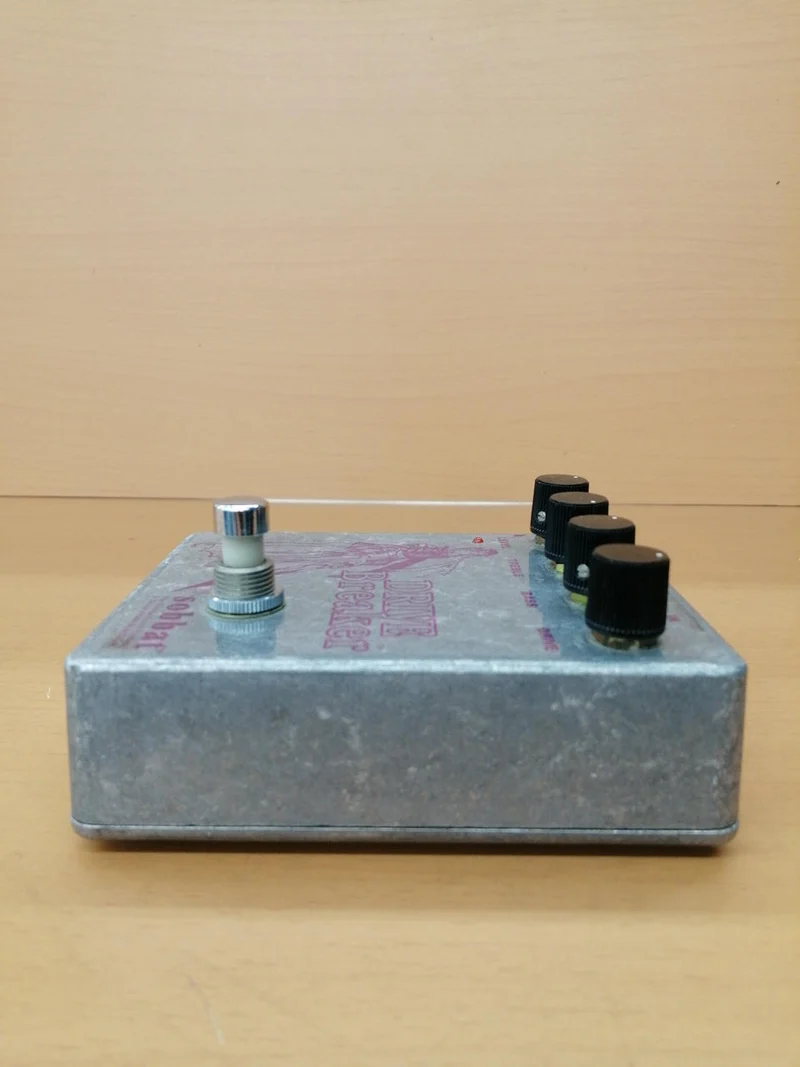 Pédale d'effets SOBBAT DB-1