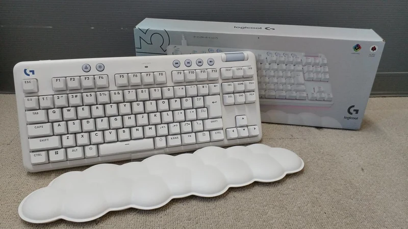 Clavier de jeu LOGICOOL YU0077