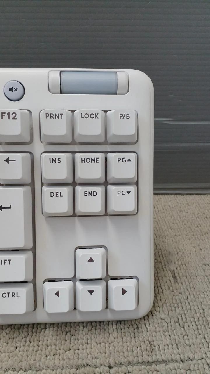 Clavier de jeu LOGICOOL YU0077