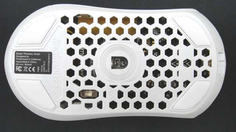 Souris de jeu sans fil FINAL MOUSE STARLIGHT 12 PEGASUS