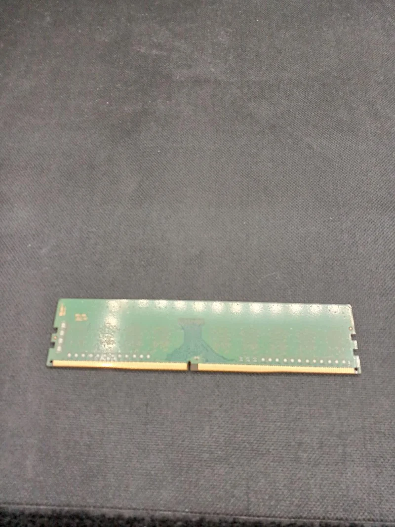 Mémoire SAMSUNG [8 Go] DDR4 M378A1K43BB1-CPB