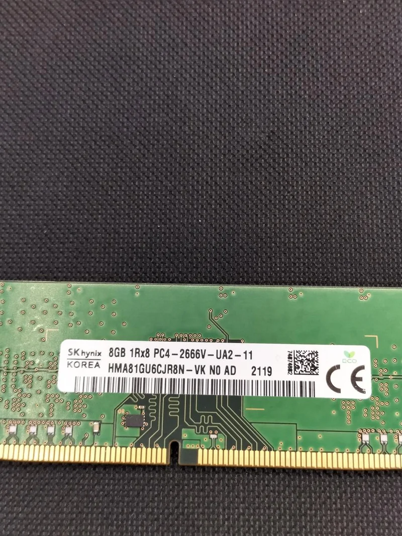 SKHYNIX [8 Go x 2] Mémoire DDR HMA81GU6CJR8N