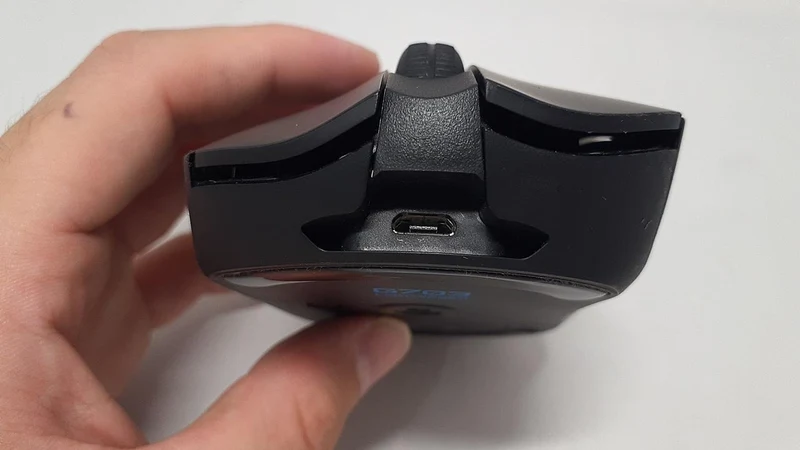 Souris de jeu LOGICOOL R703