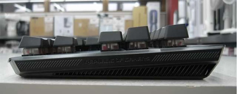 Clavier de jeu ASUS ROG CLAYMORE II (MA02)