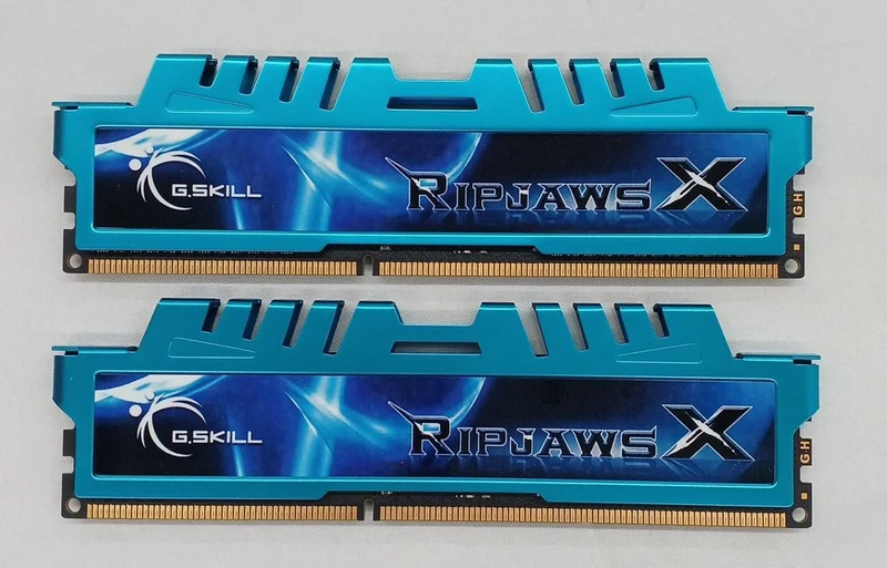 [À DÉCHETER] RAM G.SKILL F3-2400C11D-8GXM