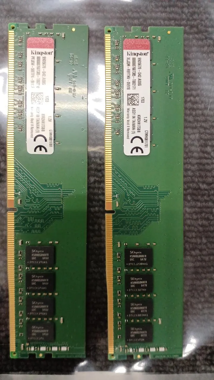 Mémoire de bureau KINGSTON DDR4 KVR24N17S8/8