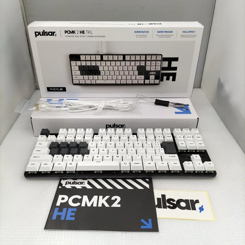 Clavier de jeu PULSAR PCMK2HE811W