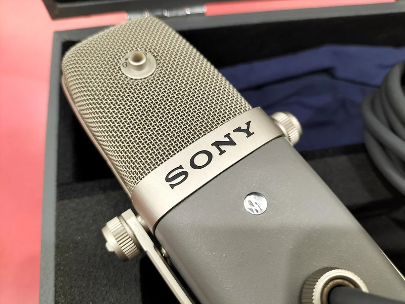 Microphone à condensateur SONY C-38B