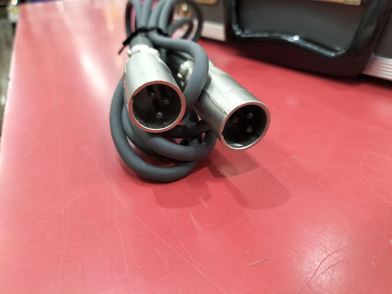 Microphone à condensateur SONY C-38B