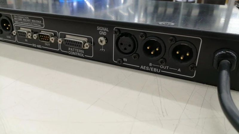 Multiprocesseur numérique PANASONIC WZ-DM35