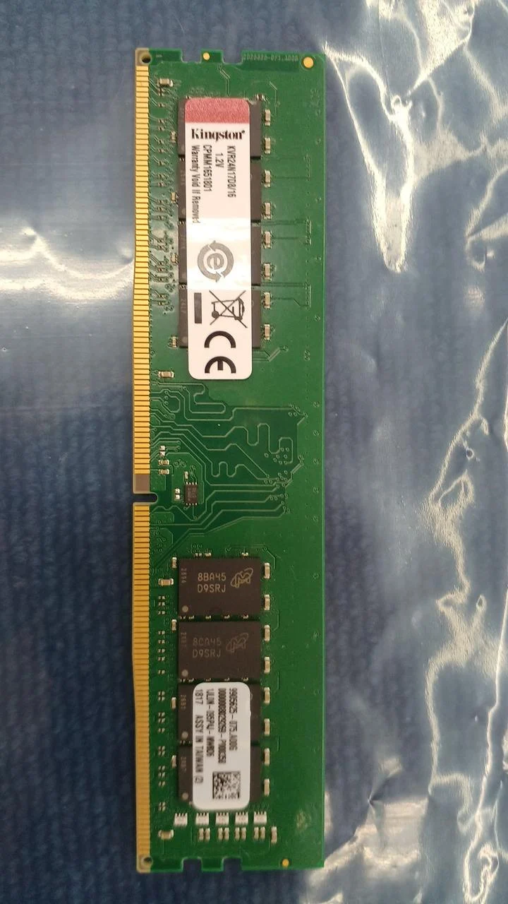 Mémoire de bureau KINGSTON DDR4 KVR24N17D8/16