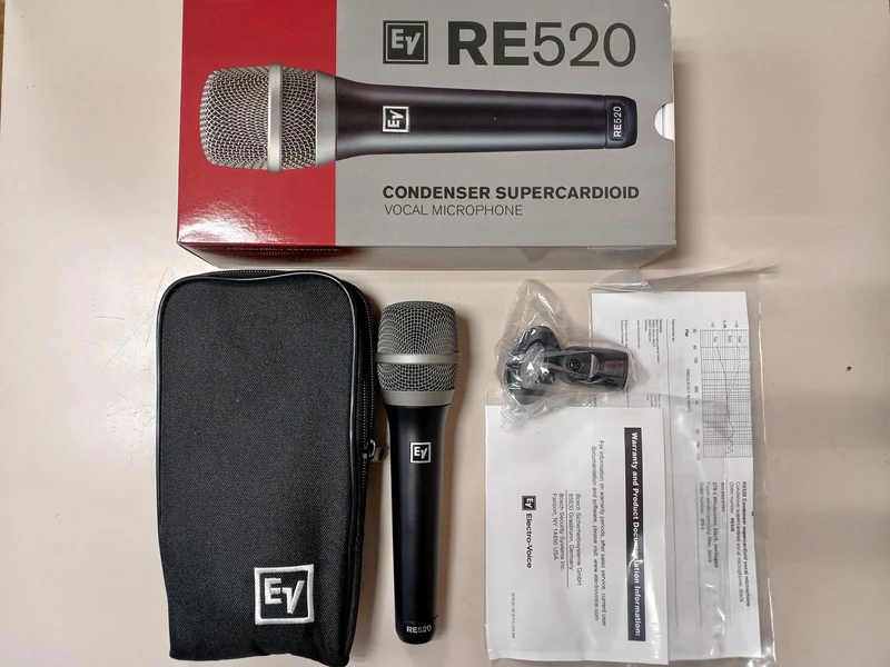 Microphone à condensateur ELECTRO VOICE RE520