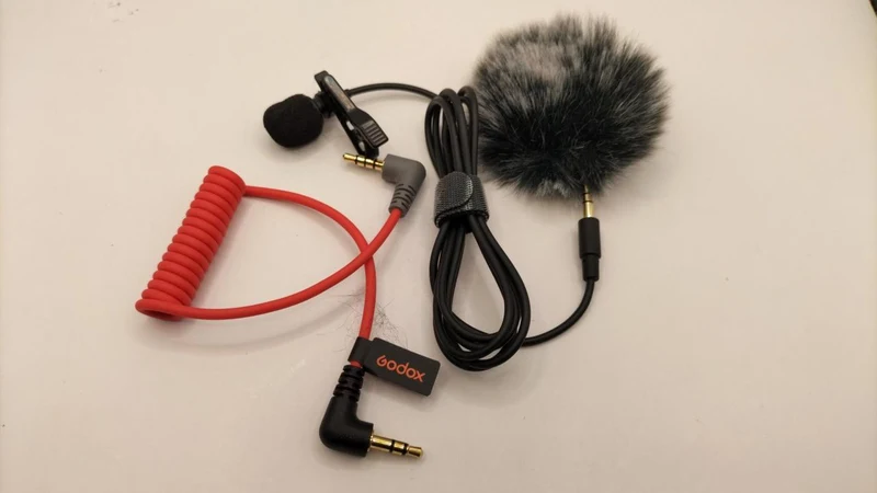 Système de microphone sans fil GODOX ML-C4