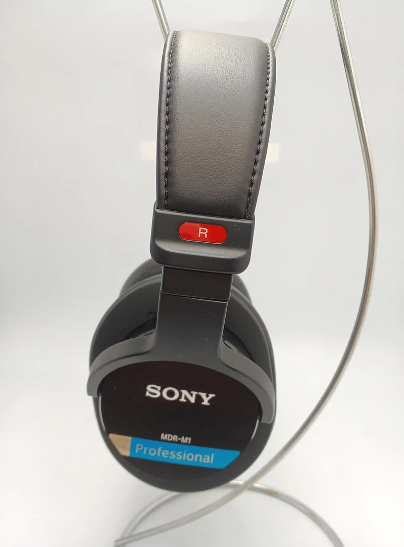 Casque de monitoring studio fermé SONY MDR-M1 Q