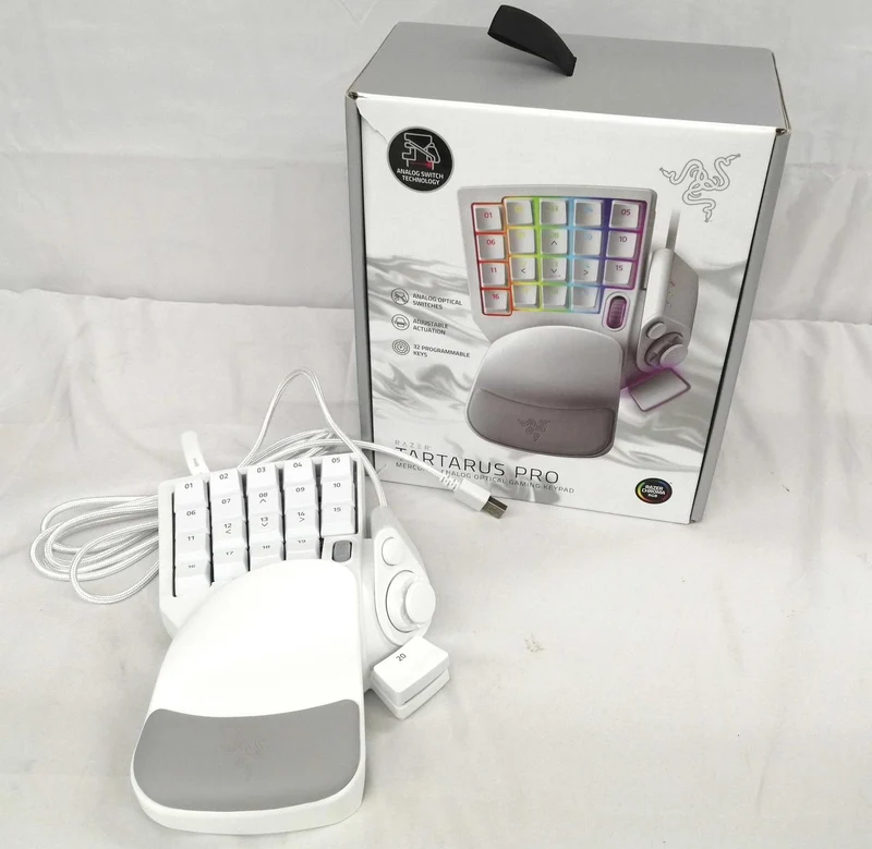 Clavier de jeu RAZER TARTARUS PRO
