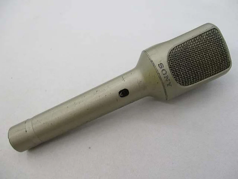 Microphone dynamique SONY F-560