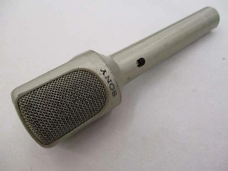 Microphone dynamique SONY F-560