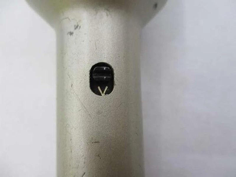Microphone dynamique SONY F-560