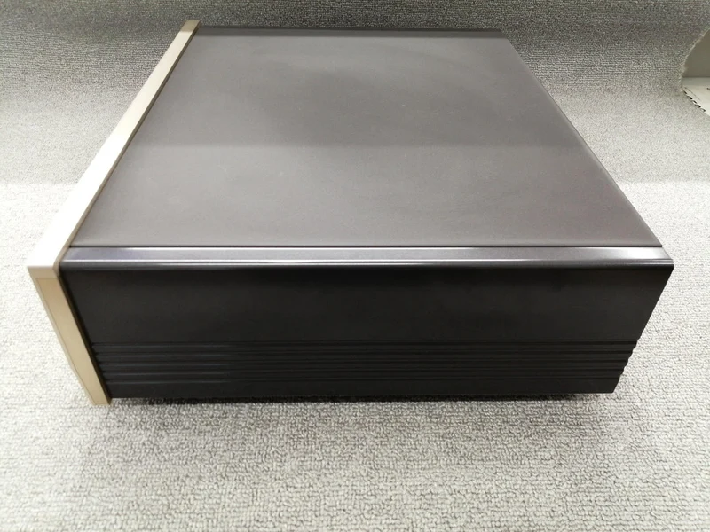 Préamplificateur ACCUPHASE C-2110