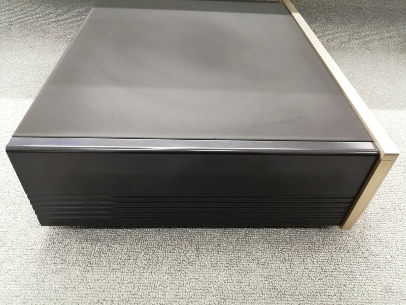 Préamplificateur ACCUPHASE C-2110