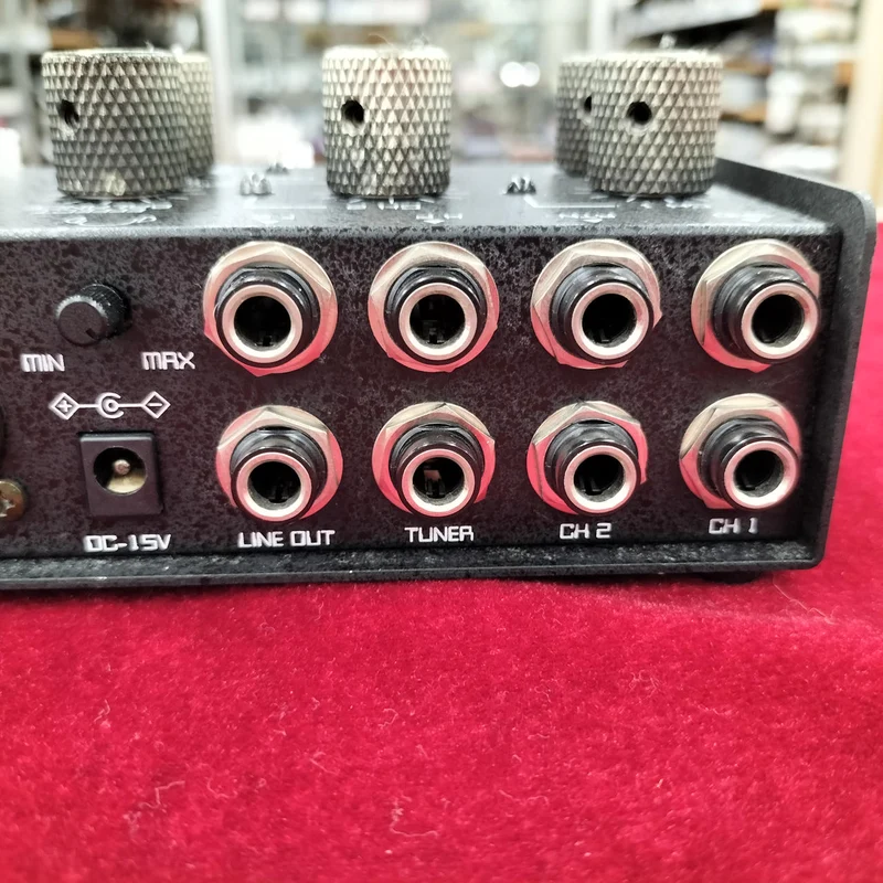 Préamplificateur de basse CREWS MANIAC SOUND DPA-2B